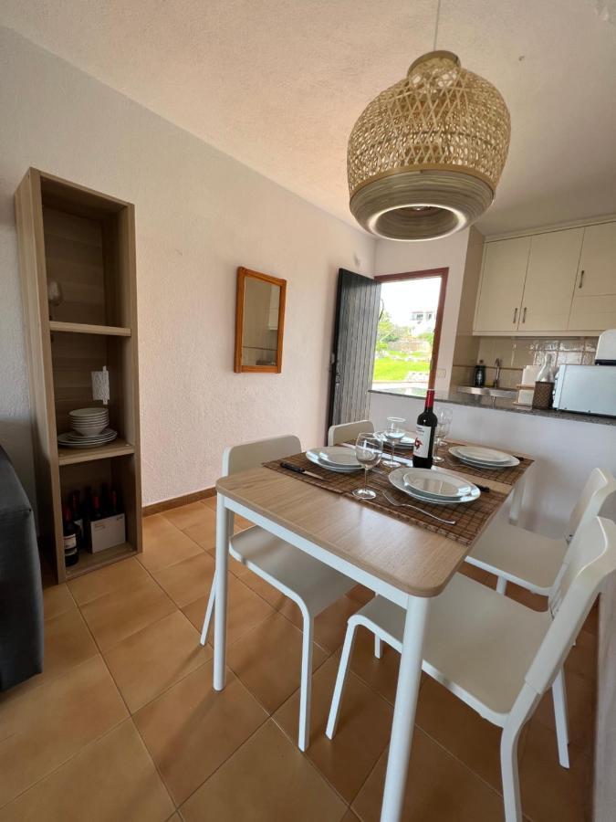 Lovely Hideaway With Pool And White Sand Beach Arenal d'en Castell Zewnętrze zdjęcie